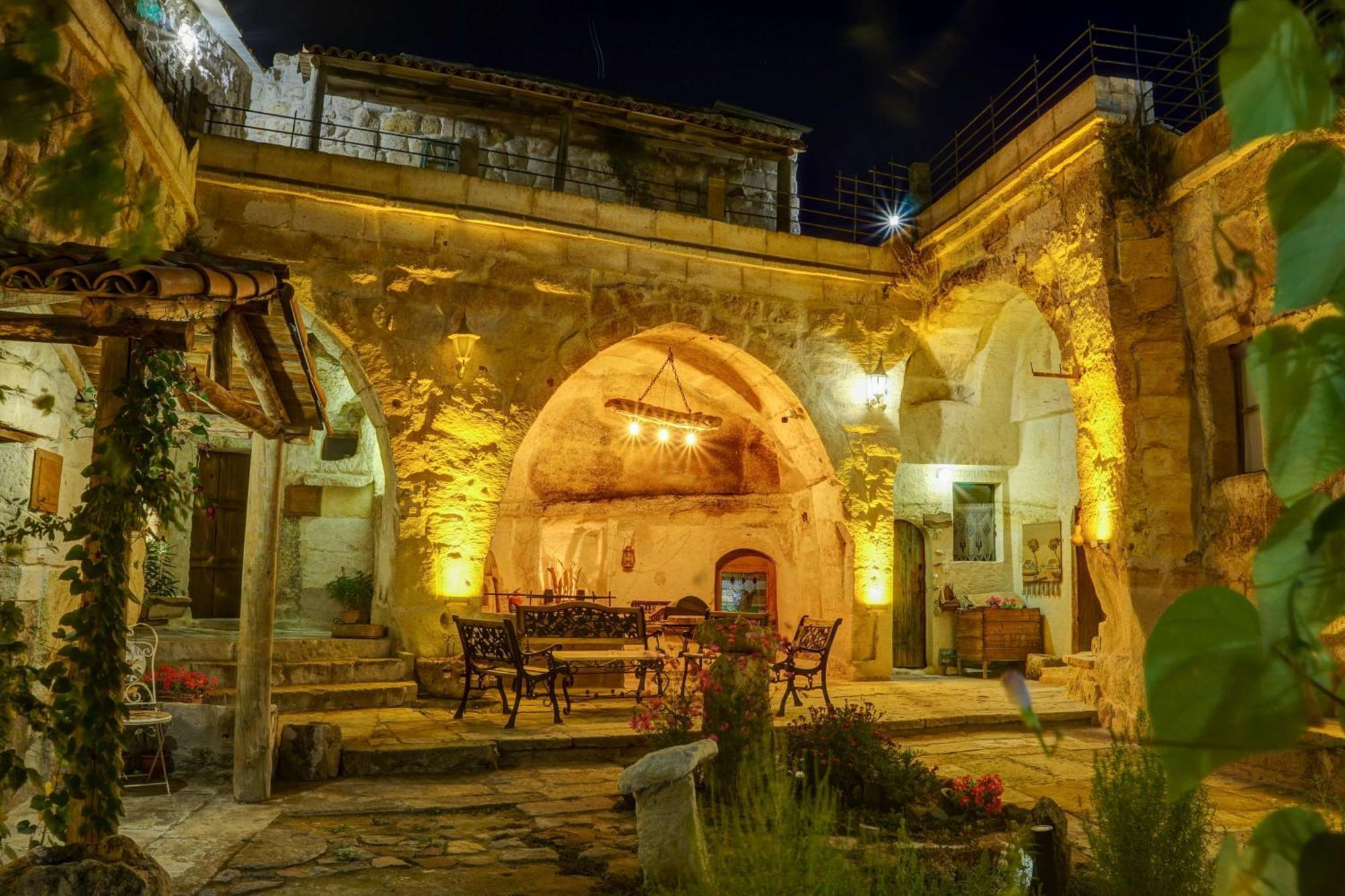 Gibos Cave Hotel Ürgüp Exterior foto